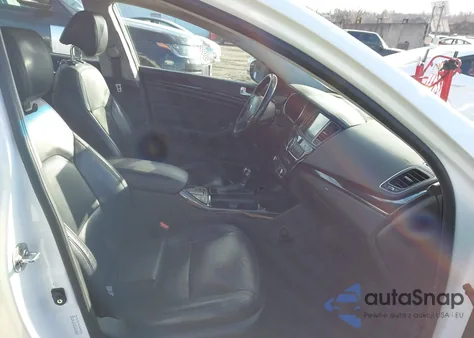 2014 Kia Cadenza Premium z USA, uszkodzony, nr VIN KNALN4D7XE5140139